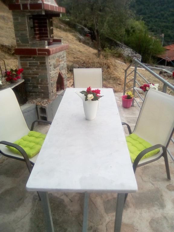 Dimitra'S Garden Villa Kallirakhi ภายนอก รูปภาพ